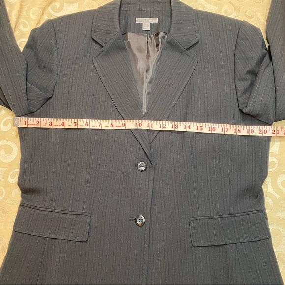NWT Apt. 9 Women’s Black Pinstripe Blazer with Stretch Size 14 Lined Washable - Picture 6 of 16